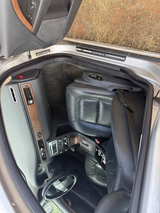 2006 Volvo S80 1st Gen - Image 2 of 12