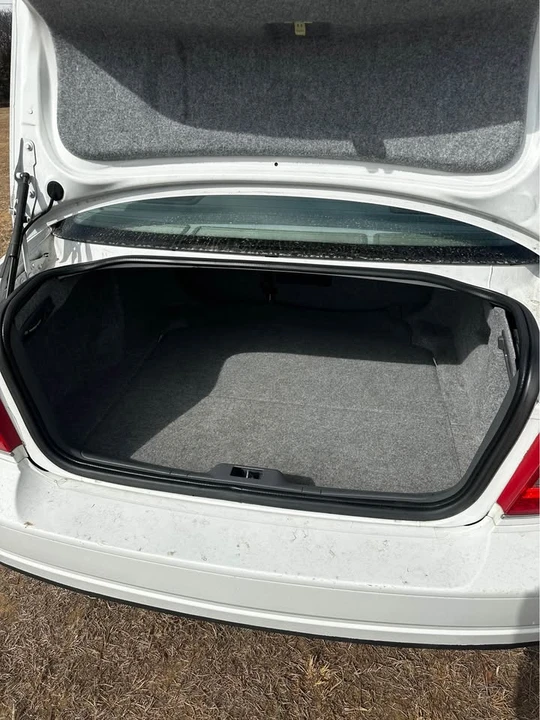 2006 Volvo S80 1st Gen - Image 6 of 13