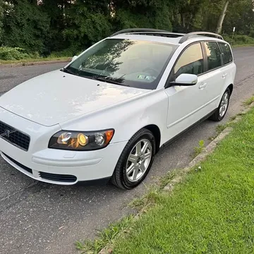 2006 Volvo V50 2.4i Sport Wagon 4D