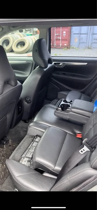 2006 Volvo V70 2nd Gen - Image 11 of 13