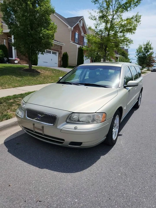 2006 Volvo V70 2nd Gen - Image 13 of 20