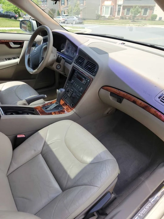 2006 Volvo V70 2nd Gen - Image 5 of 20