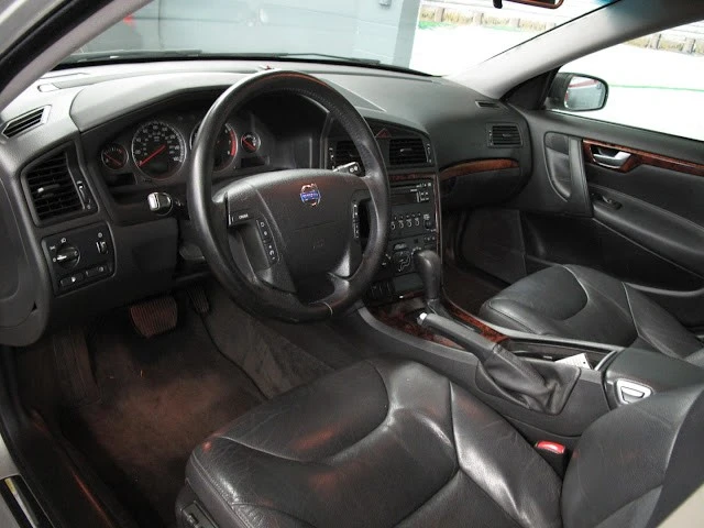 2006 Volvo V70 2nd Gen - Image 14 of 21