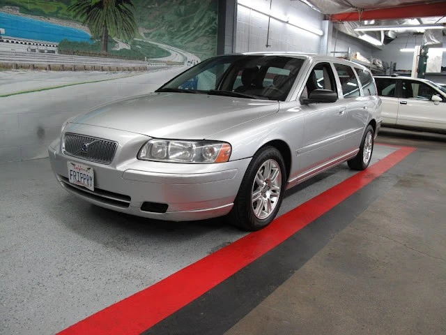2006 Volvo V70 2nd Gen - Image 5 of 21
