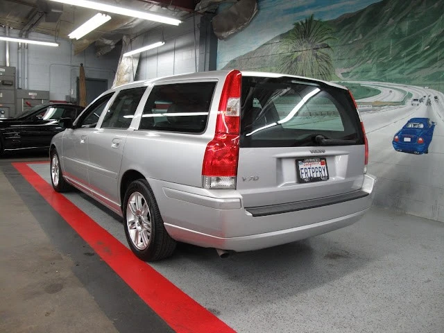2006 Volvo V70 2nd Gen - Image 12 of 21