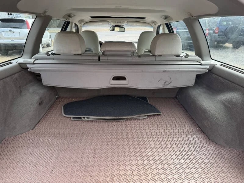 2006 Volvo V70 2nd Gen - Image 15 of 21