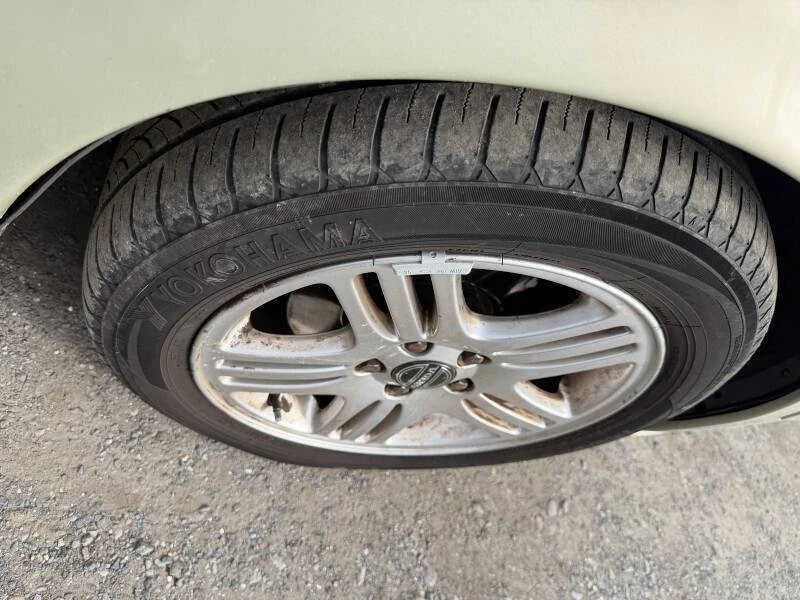 2006 Volvo V70 2nd Gen - Image 17 of 21