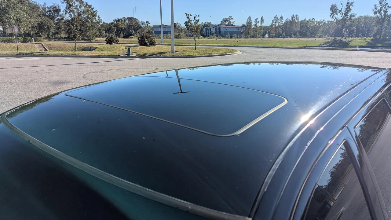2006 Volvo V70 2nd Gen - Image 15 of 31