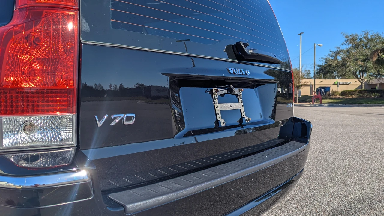 2006 Volvo V70 2nd Gen - Image 22 of 31