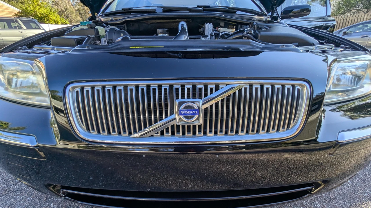 2006 Volvo V70 2nd Gen - Image 14 of 31