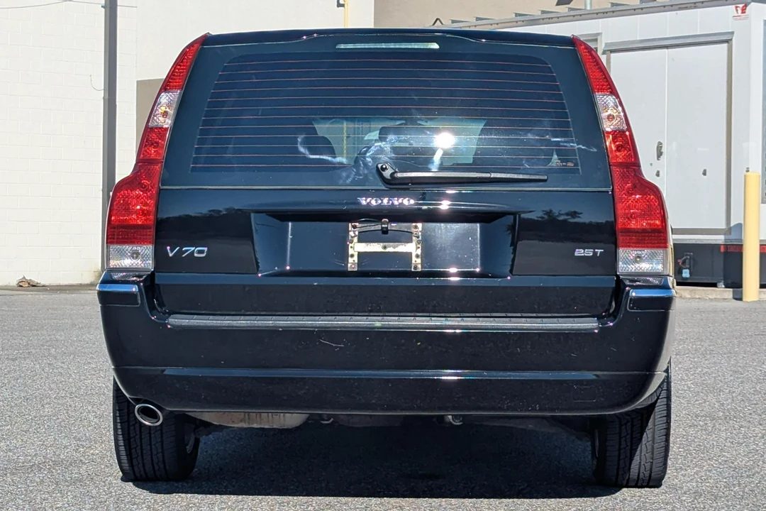 2006 Volvo V70 2nd Gen - Image 5 of 31