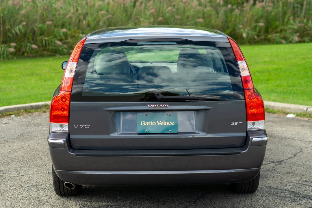 2006 Volvo V70 2nd Gen - Image 18 of 31