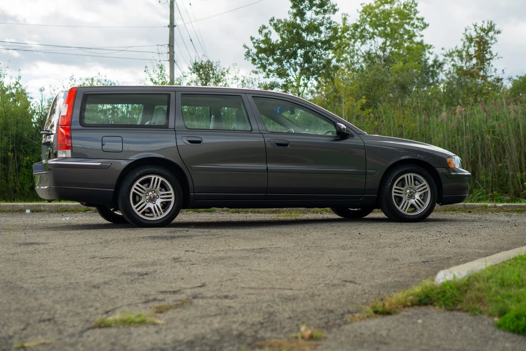 2006 Volvo V70 2nd Gen - Image 21 of 31