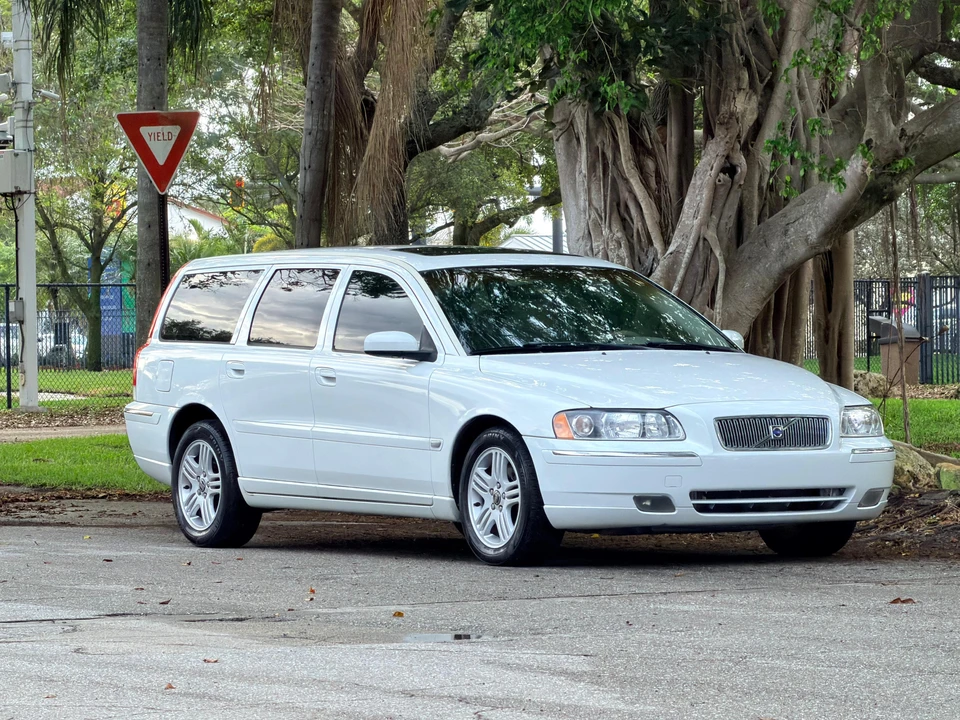 2006 Volvo V70 2nd Gen - Image 29 of 31