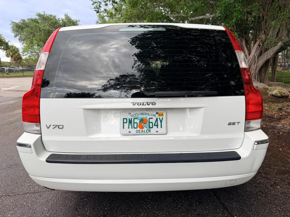 2006 Volvo V70 2nd Gen - Image 21 of 31