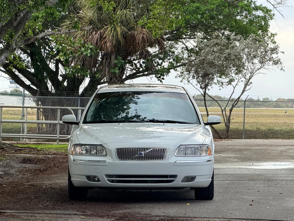 2006 Volvo V70 2nd Gen - Image 6 of 31