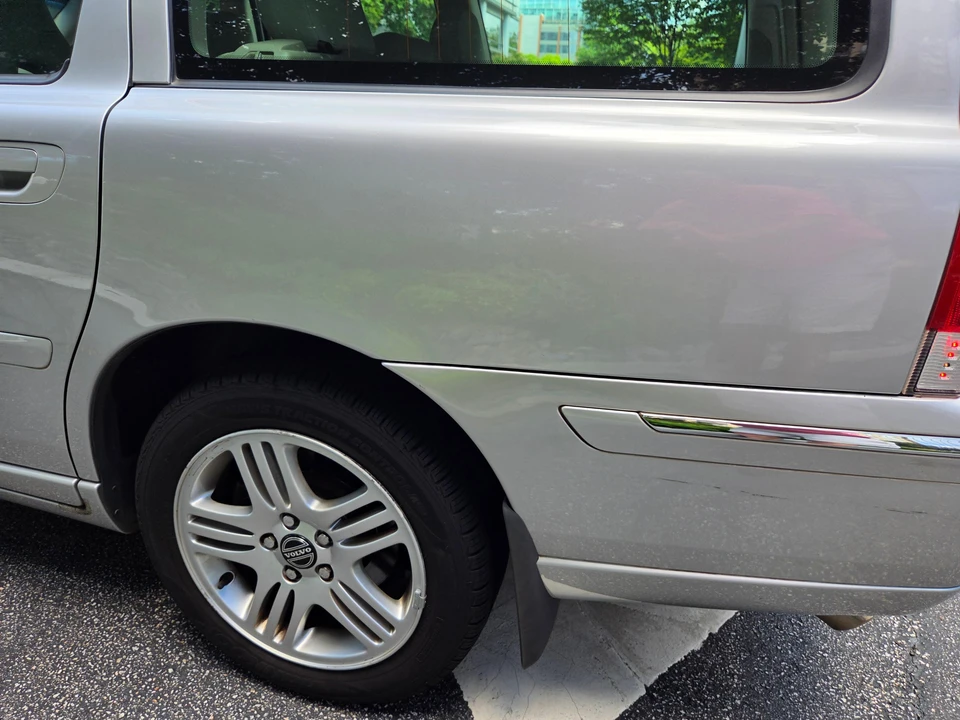 2006 Volvo V70 2nd Gen - Image 25 of 31