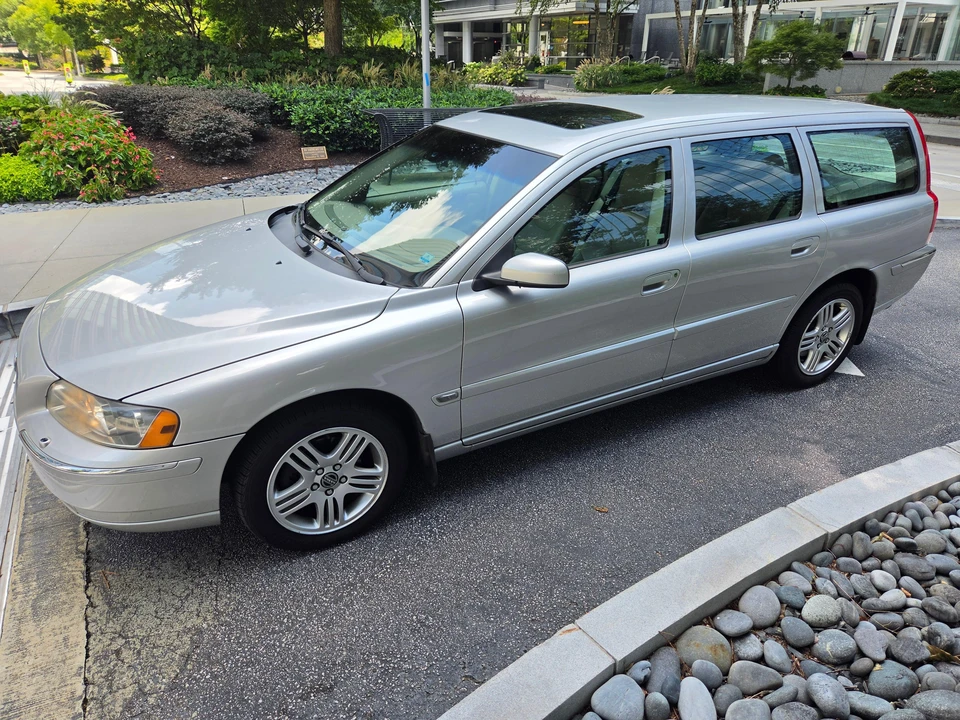 2006 Volvo V70 2nd Gen - Image 8 of 31