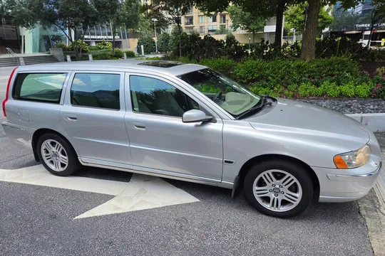 2006 Volvo V70 2.5T