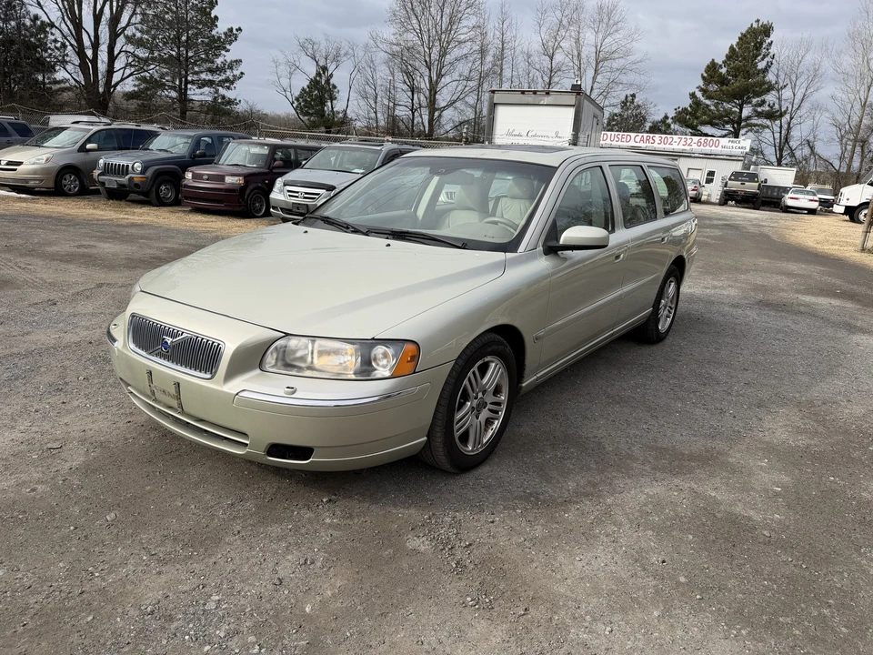 2006 Volvo V70 2nd Gen - Image 14 of 22