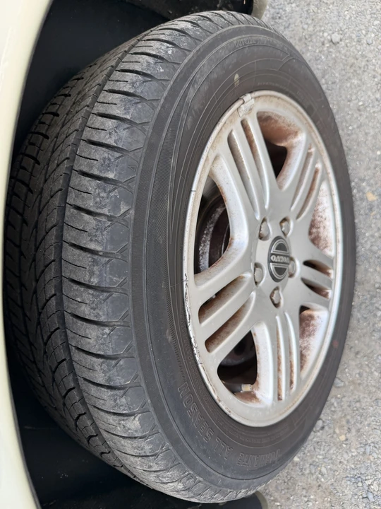 2006 Volvo V70 2nd Gen - Image 11 of 22