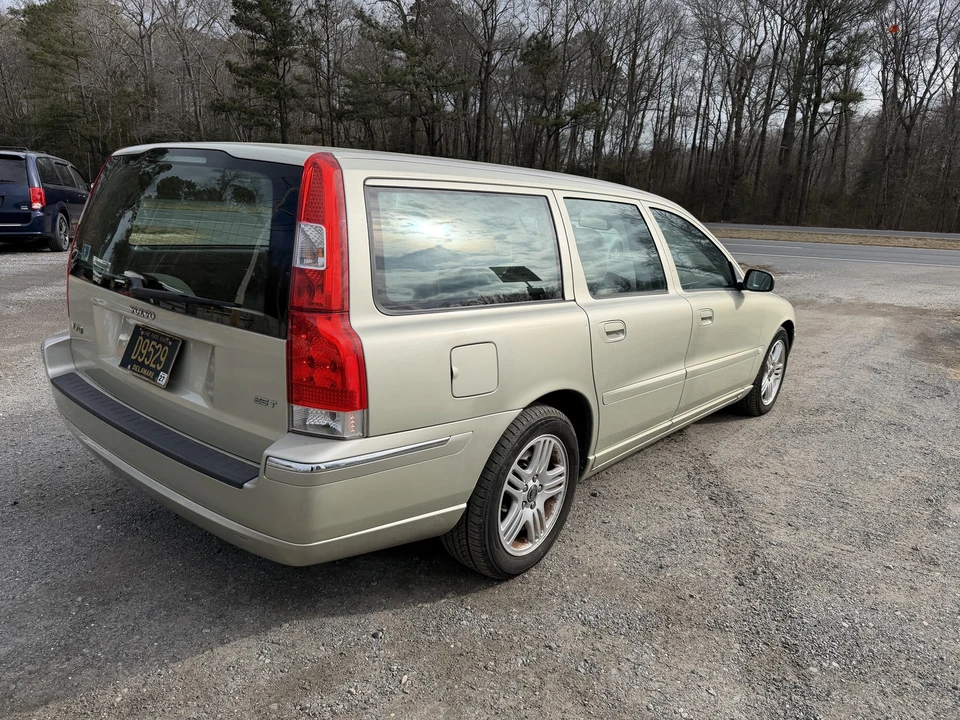 2006 Volvo V70 2nd Gen - Image 18 of 22