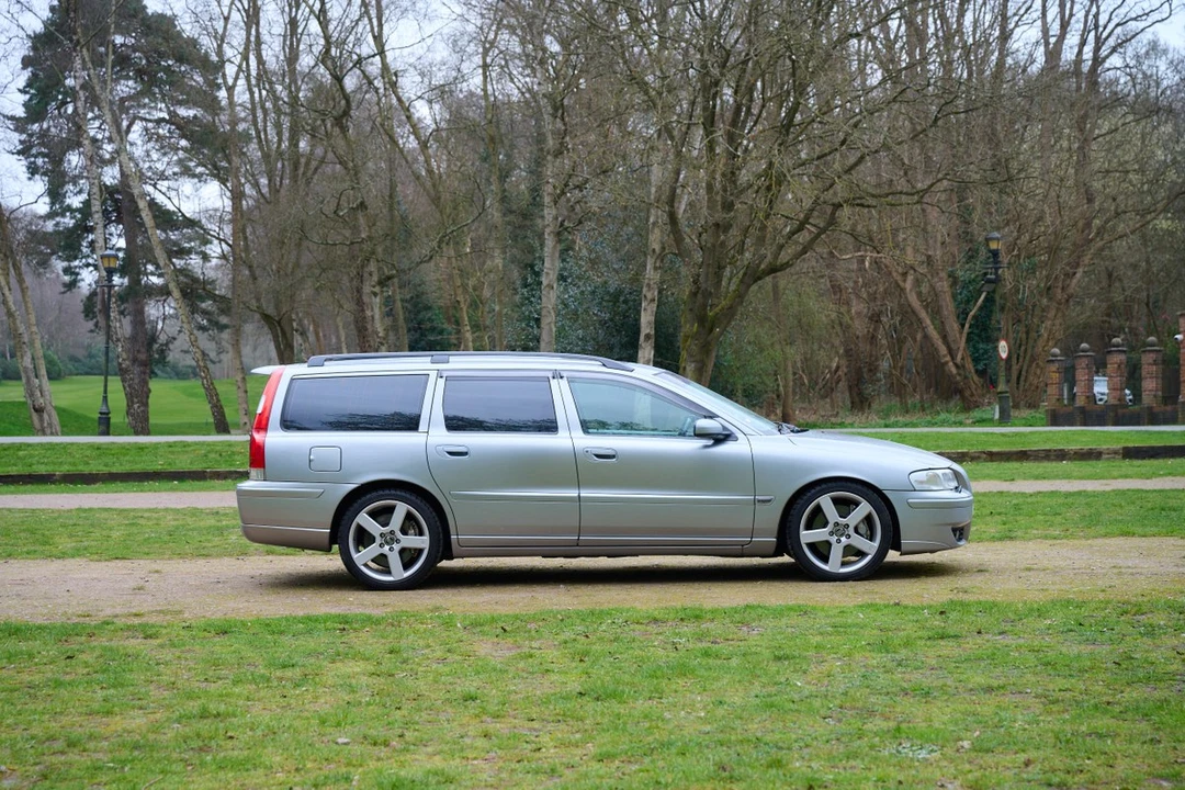 2006 Volvo V70 R 2nd Gen - Image 8 of 30