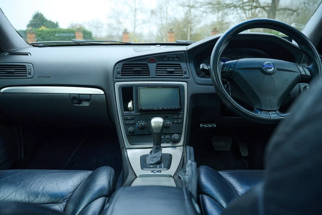 2006 Volvo V70 R 2nd Gen - Image 18 of 30