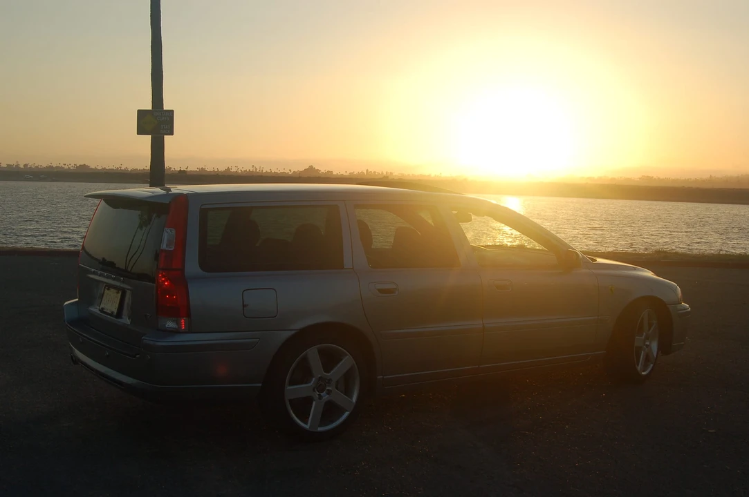 2006 Volvo V70 R 2nd Gen - Image 15 of 31