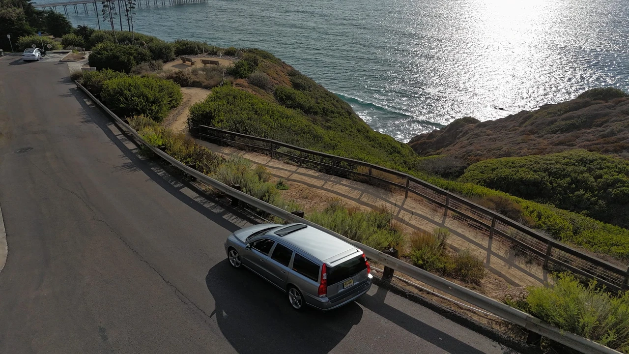 2006 Volvo V70 R 2nd Gen - Image 2 of 31
