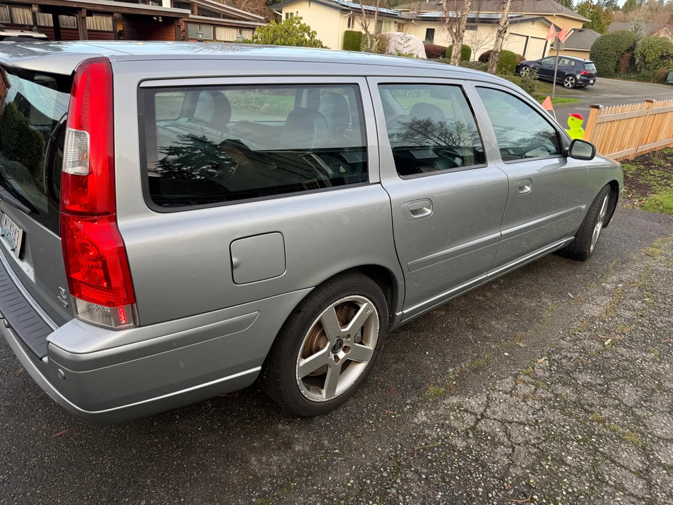 2006 Volvo V70 R 2nd Gen - Image 11 of 31