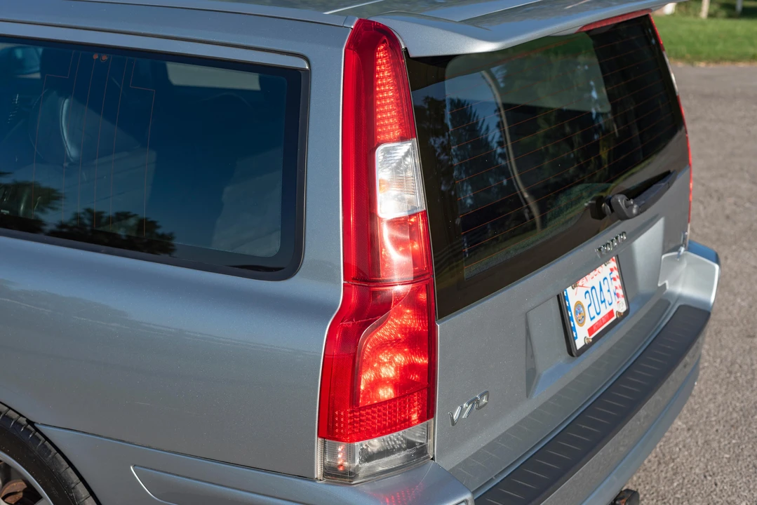 2006 Volvo V70 R 2nd Gen - Image 17 of 31