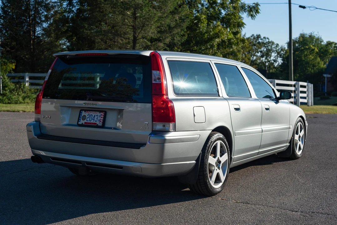 2006 Volvo V70 R 2nd Gen - Image 9 of 31