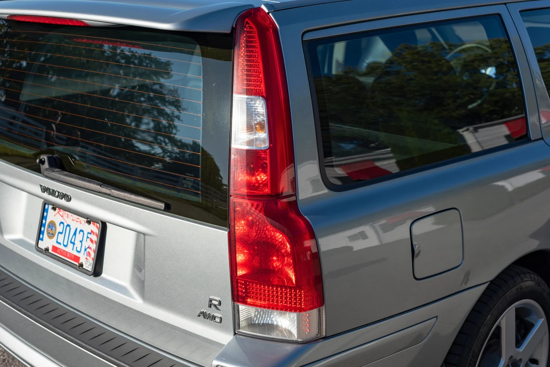 2006 Volvo V70 R 2nd Gen - Image 24 of 31
