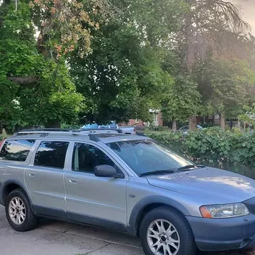 2006 Volvo XC70 2.5T Wagon 4D