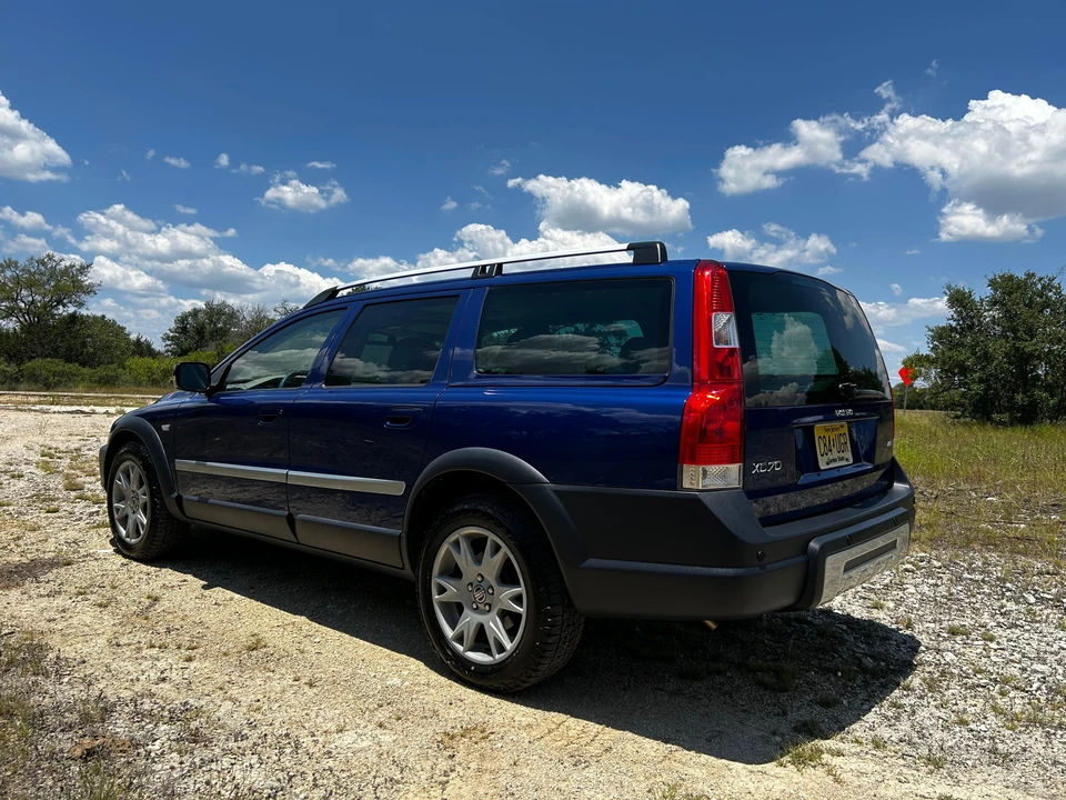 2006 Volvo V70 XC/XC70 2nd Gen - Image 10 of 31