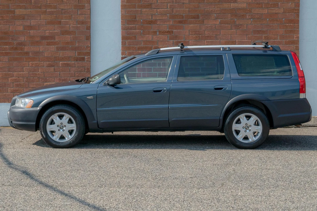 2006 Volvo V70 XC/XC70 2nd Gen - Image 3 of 31