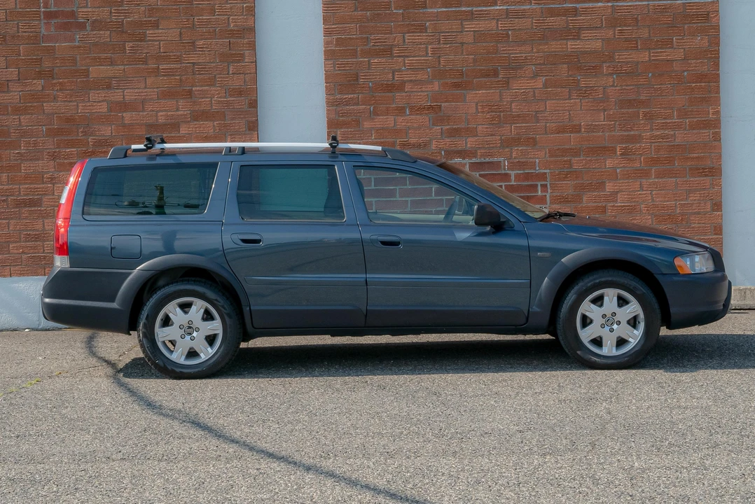 2006 Volvo V70 XC/XC70 2nd Gen - Image 17 of 31