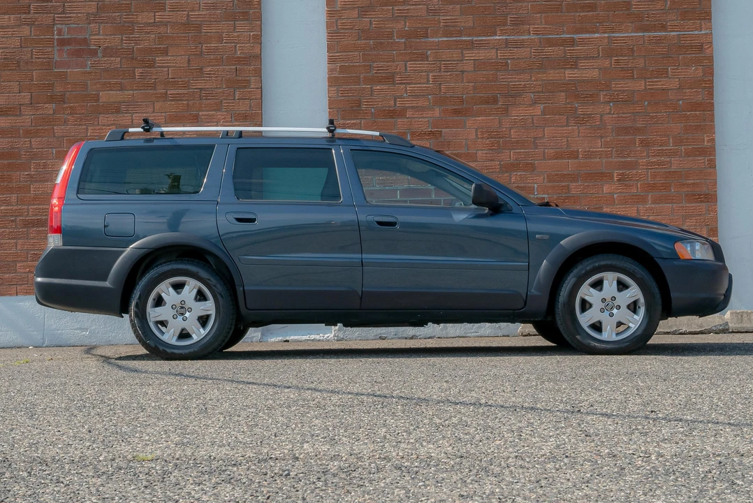 2006 Volvo V70 XC/XC70 2nd Gen - Image 16 of 31