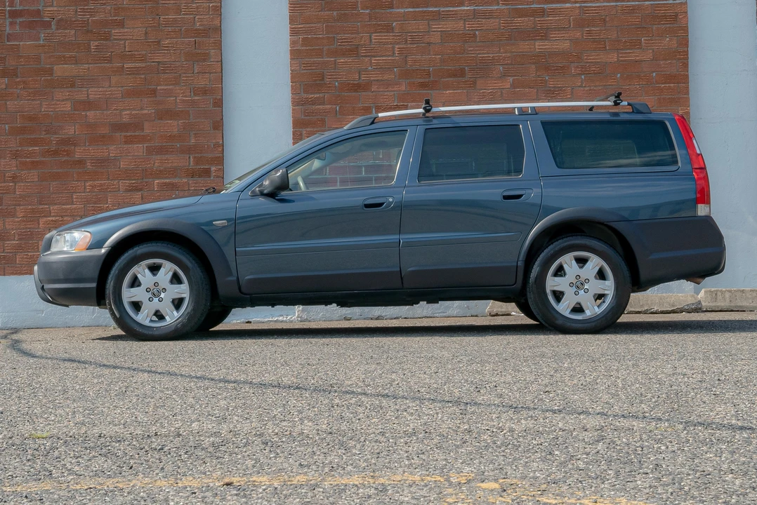 2006 Volvo V70 XC/XC70 2nd Gen - Image 10 of 31