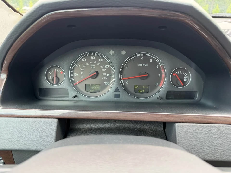 2006 Volvo XC90 1st Gen - Image 17 of 19
