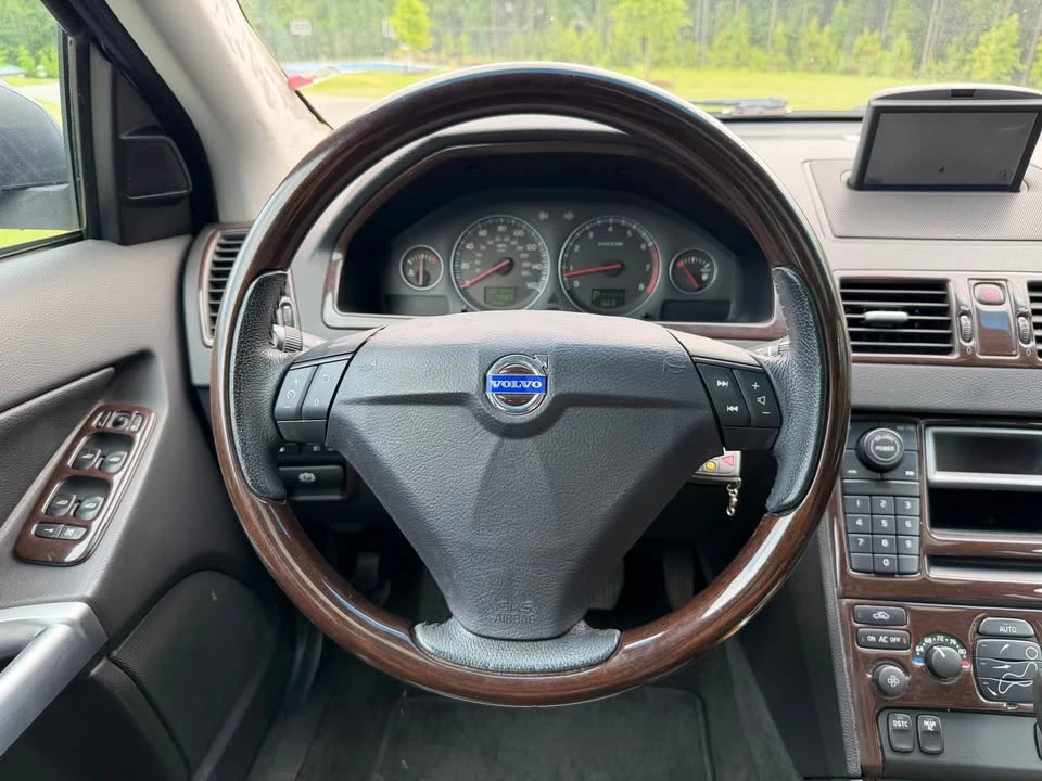2006 Volvo XC90 1st Gen - Image 16 of 19