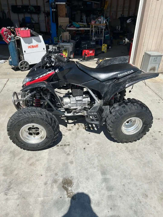 2006 Yamaha YZF - Image 4 of 4