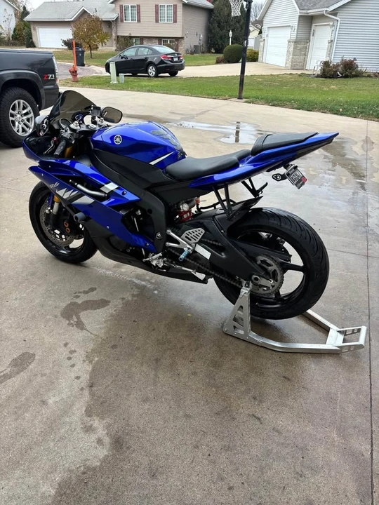 2006 Yamaha YZF - Image 2 of 6