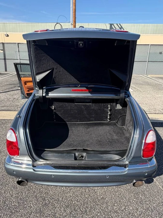 2006 Bentley Arnage - Image 12 of 20