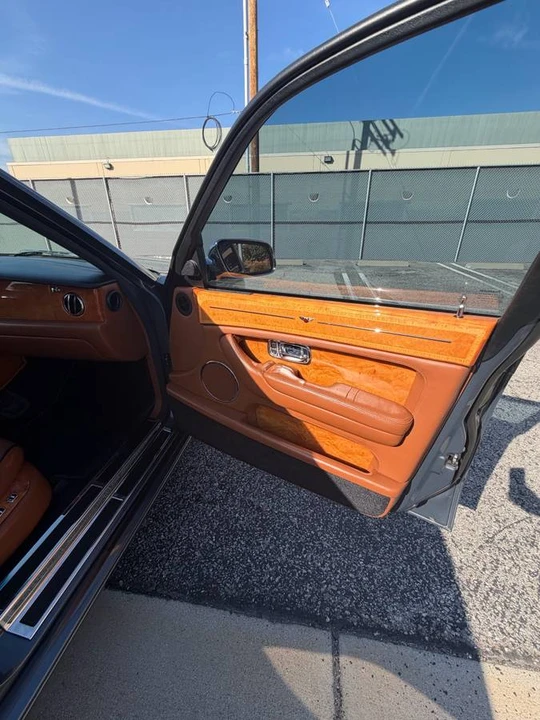 2006 Bentley Arnage - Image 16 of 20