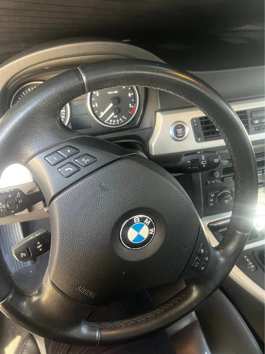 2006 BMW E90 3 Series Sedan - Image 9 of 10