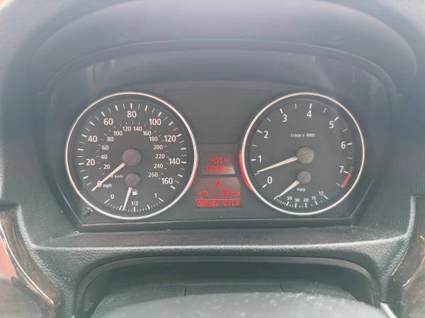 2006 BMW E90 3 Series Sedan - Image 10 of 11
