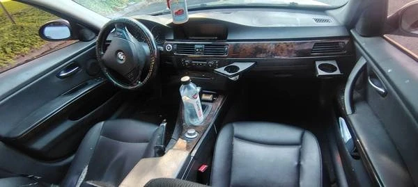 2006 BMW E90 3 Series Sedan - Image 16 of 21