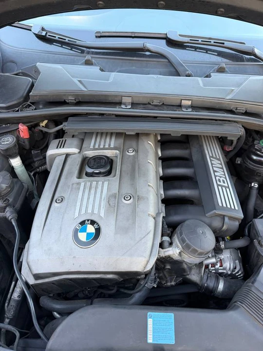 2006 BMW E90 3 Series Sedan - Image 15 of 17